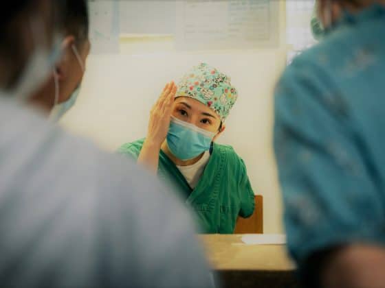 Finance News - Cosmetic Surgery Drawing State Media Attention in China