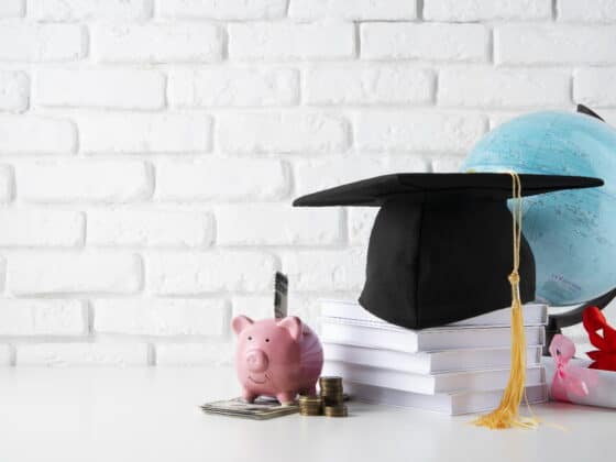 Finance News - Americans Find College Degrees Unaffordable